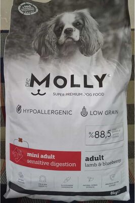 Molly - Molly Hypoallergenic Kuzu Etli Küçük Irk Yetişkin Köpek Kuru Maması 8 kg